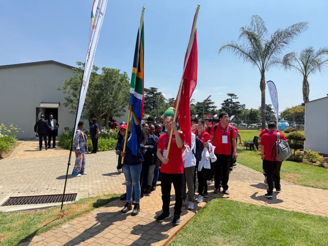 岳的大肥臀让我进