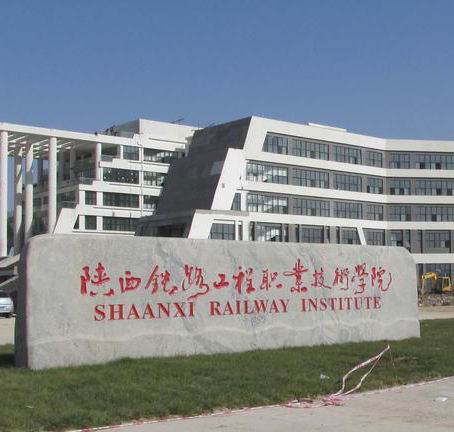 岳的大肥臀让我进