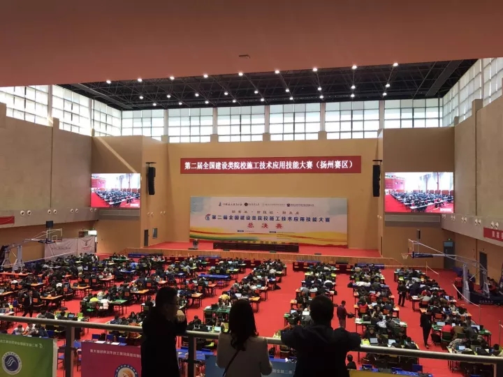 岳的大肥臀让我进