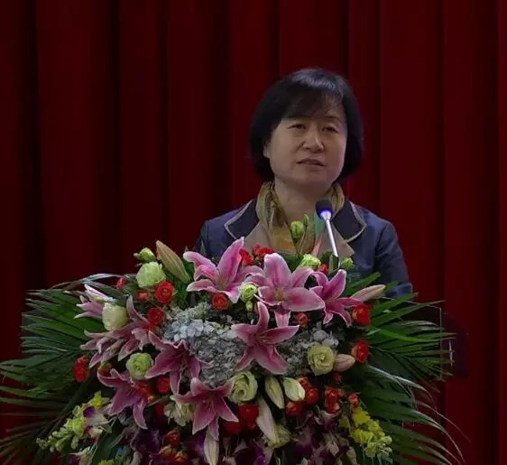 岳的大肥臀让我进