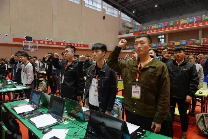 岳的大肥臀让我进