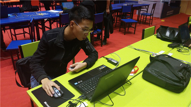 岳的大肥臀让我进