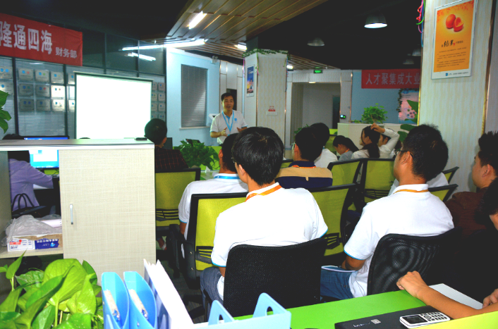 岳的大肥臀让我进