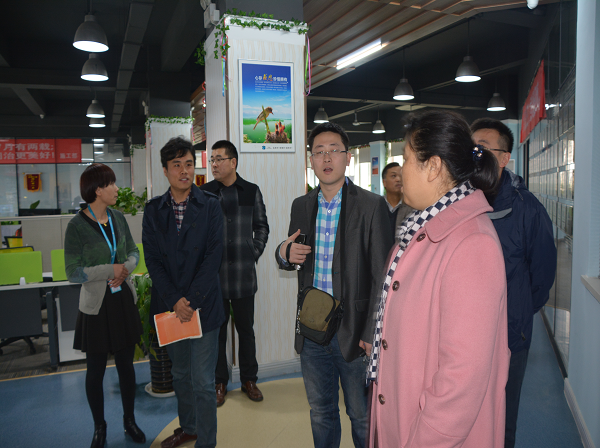 岳的大肥臀让我进