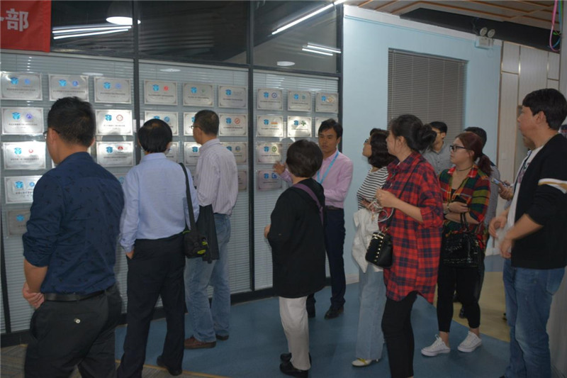 岳的大肥臀让我进