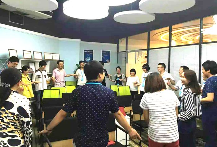 岳的大肥臀让我进