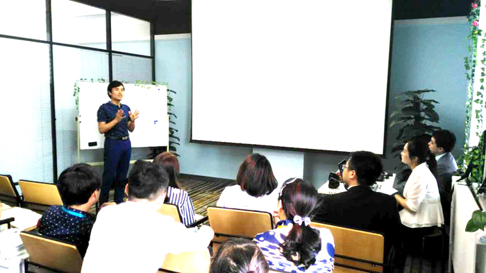 岳的大肥臀让我进