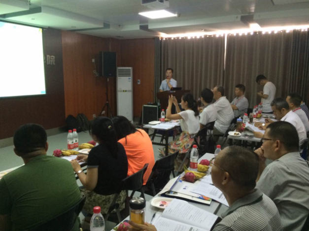 岳的大肥臀让我进