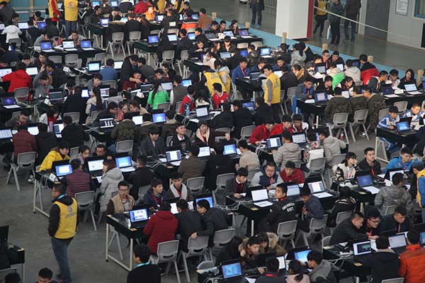 岳的大肥臀让我进