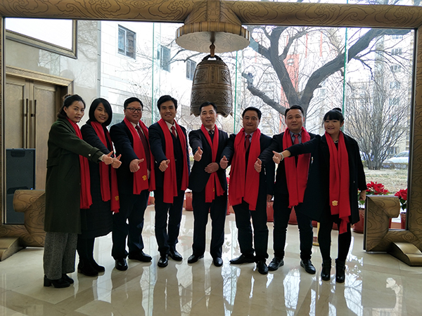 岳的大肥臀让我进