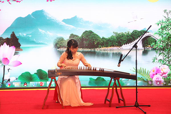 岳的大肥臀让我进