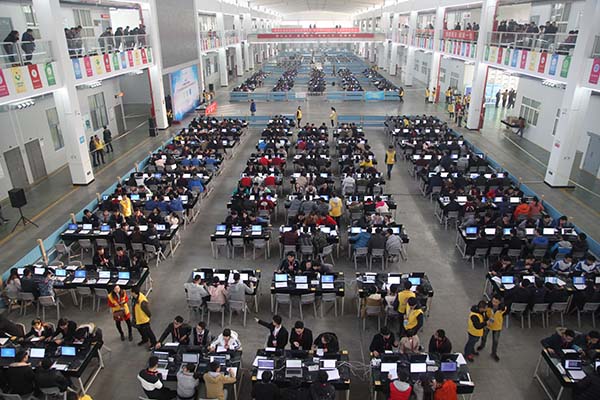 岳的大肥臀让我进