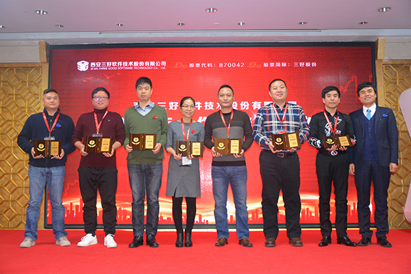 岳的大肥臀让我进