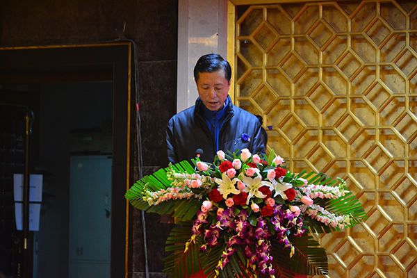 岳的大肥臀让我进