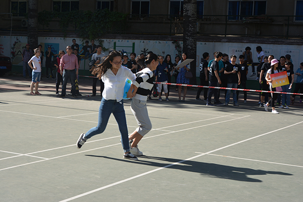 岳的大肥臀让我进