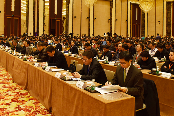 岳的大肥臀让我进