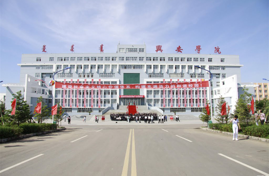 岳的大肥臀让我进