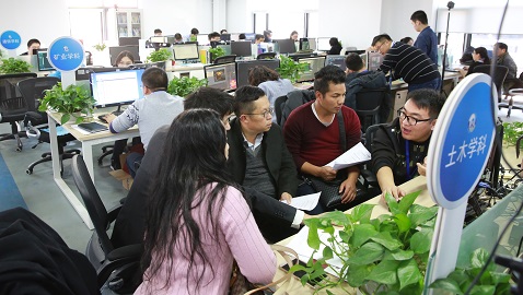 岳的大肥臀让我进