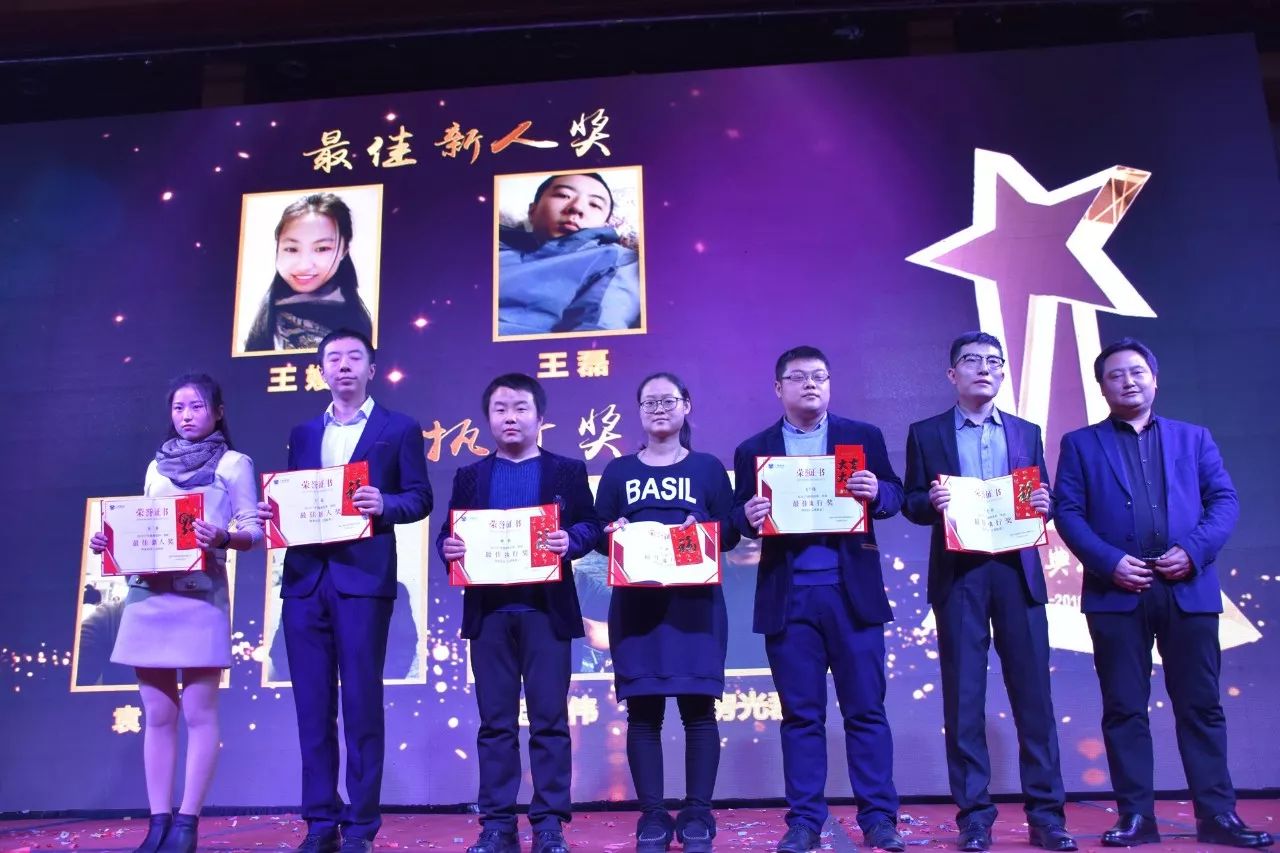 岳的大肥臀让我进