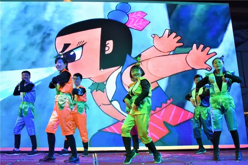 岳的大肥臀让我进