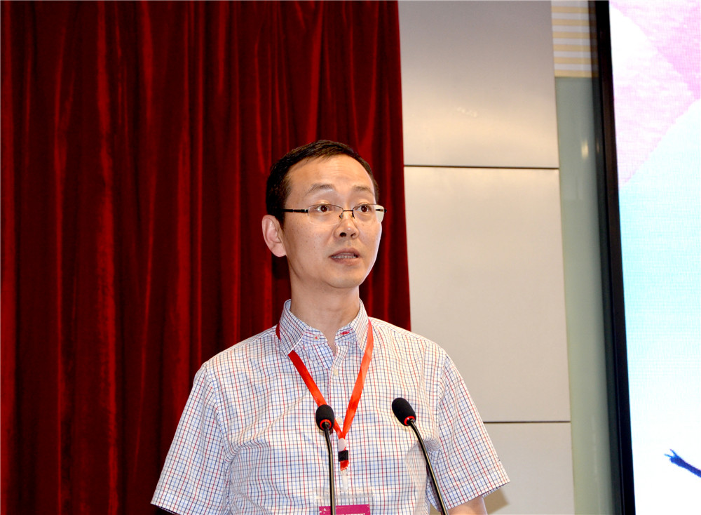 岳的大肥臀让我进