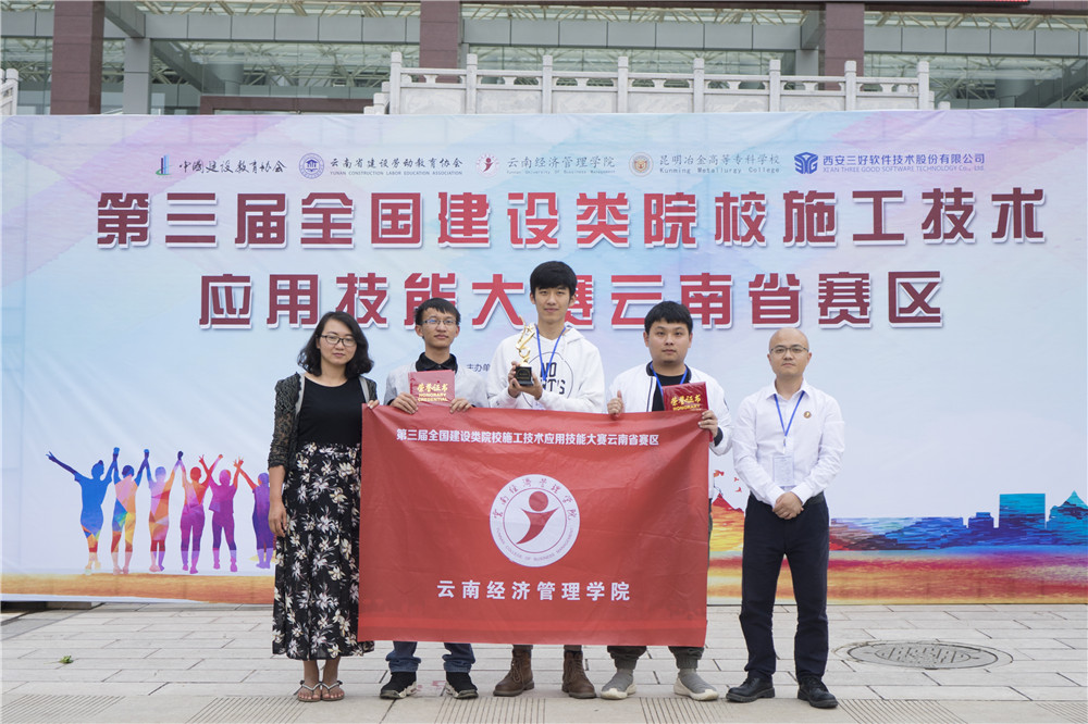 岳的大肥臀让我进