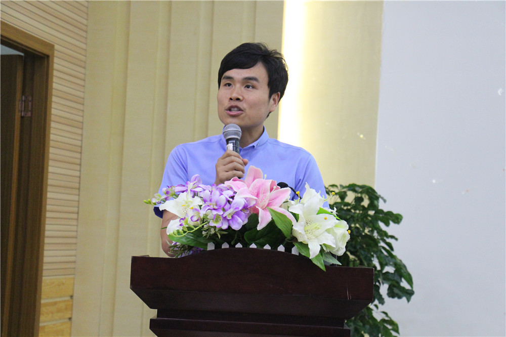 岳的大肥臀让我进