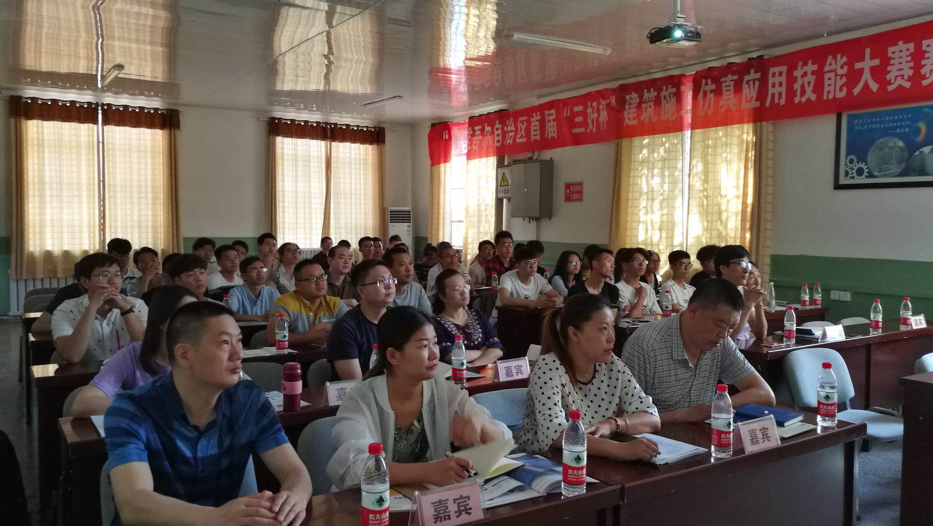 岳的大肥臀让我进