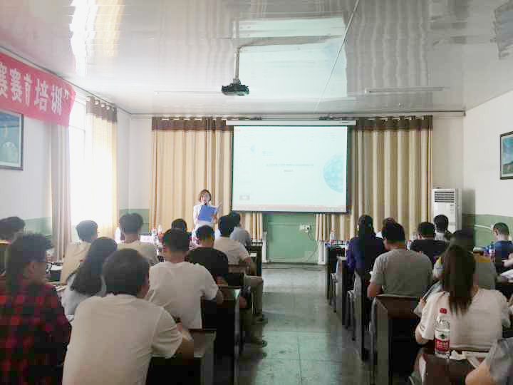 岳的大肥臀让我进