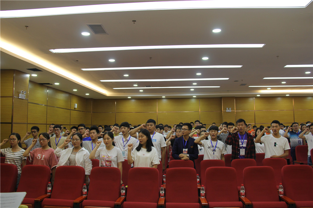 岳的大肥臀让我进