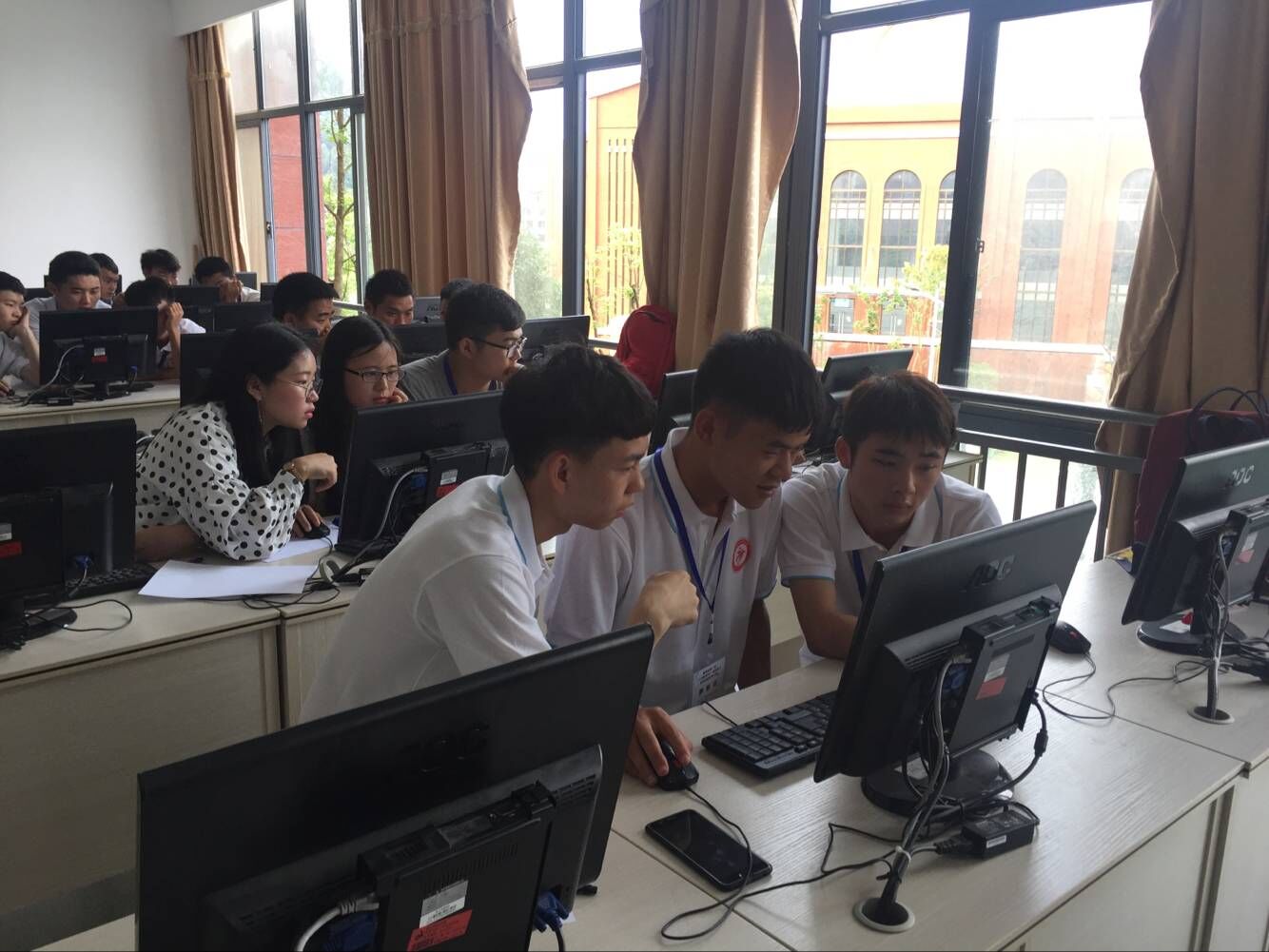 岳的大肥臀让我进