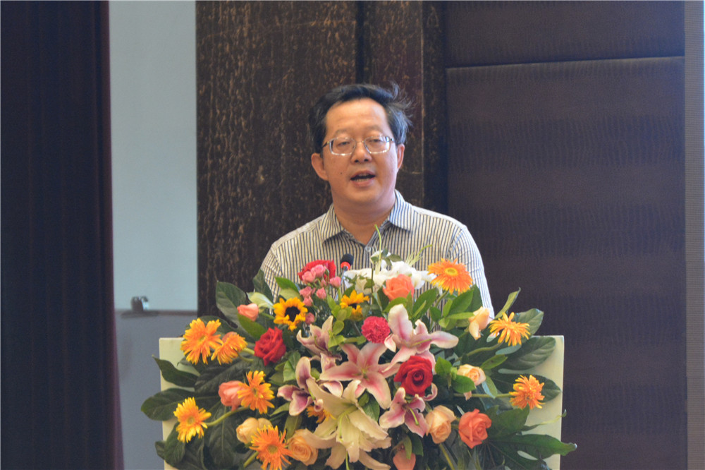 岳的大肥臀让我进