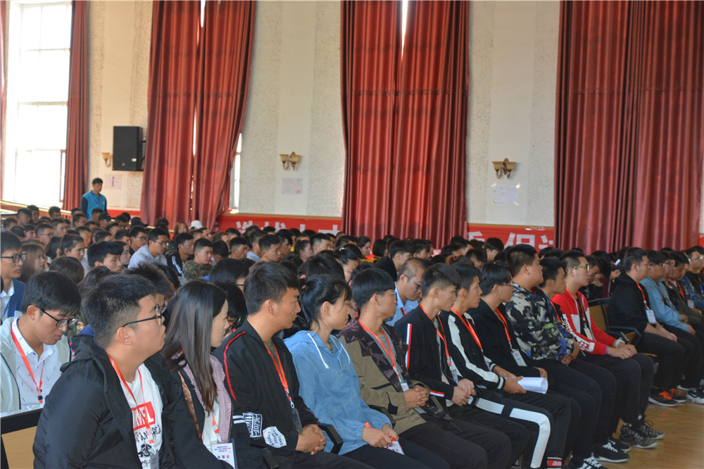 岳的大肥臀让我进