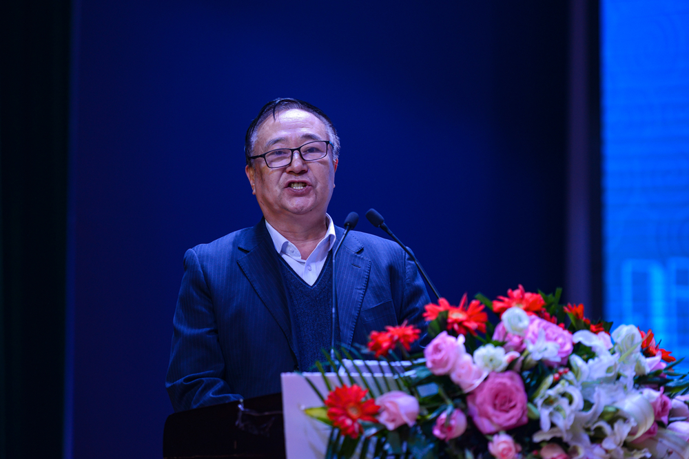 岳的大肥臀让我进