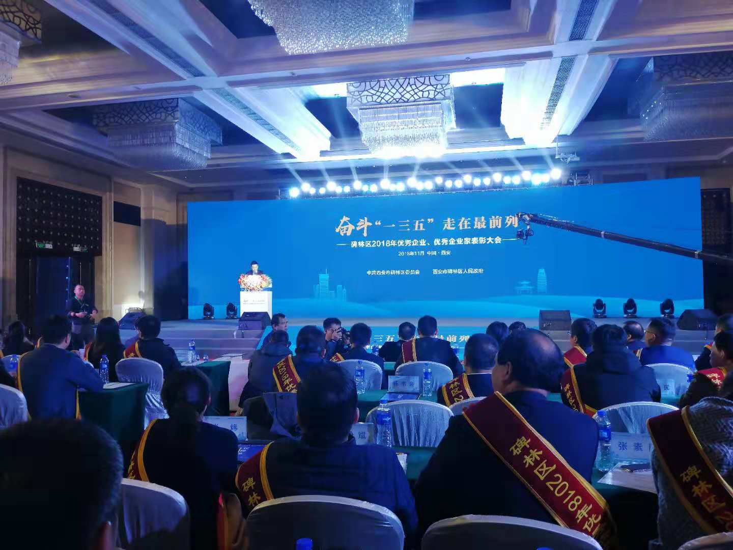 岳的大肥臀让我进