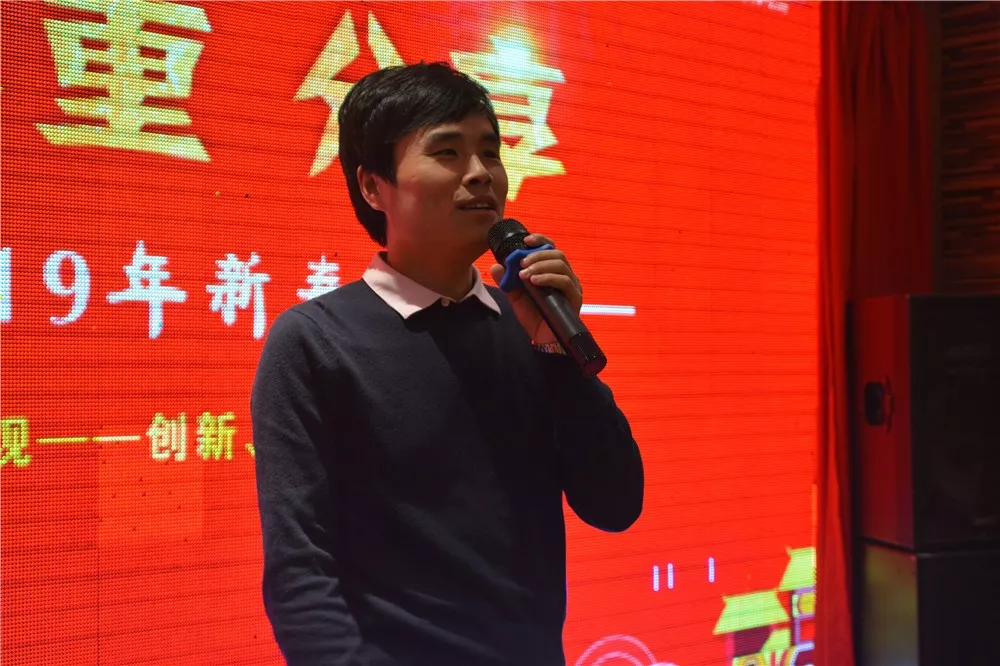 岳的大肥臀让我进