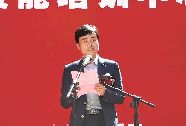 岳的大肥臀让我进