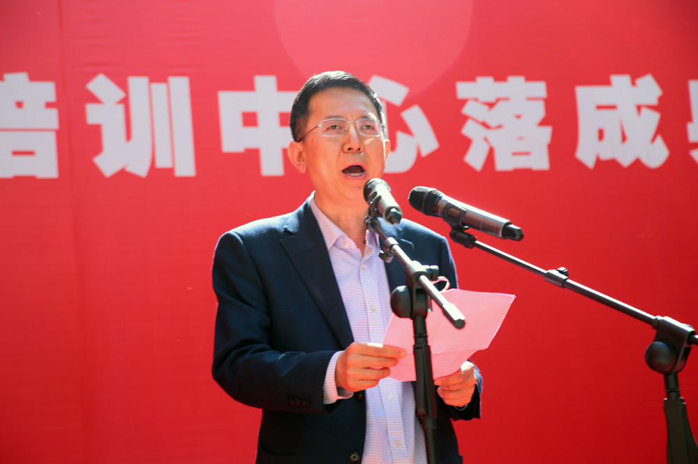 岳的大肥臀让我进