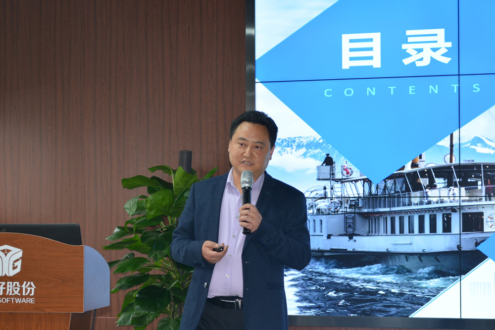 岳的大肥臀让我进