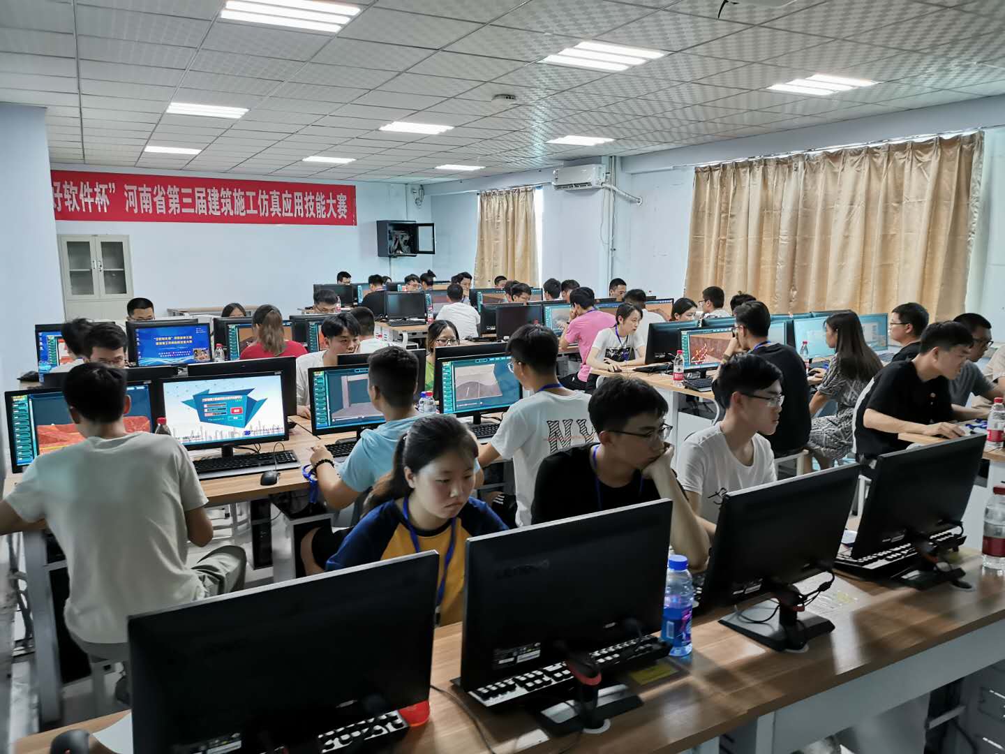 岳的大肥臀让我进