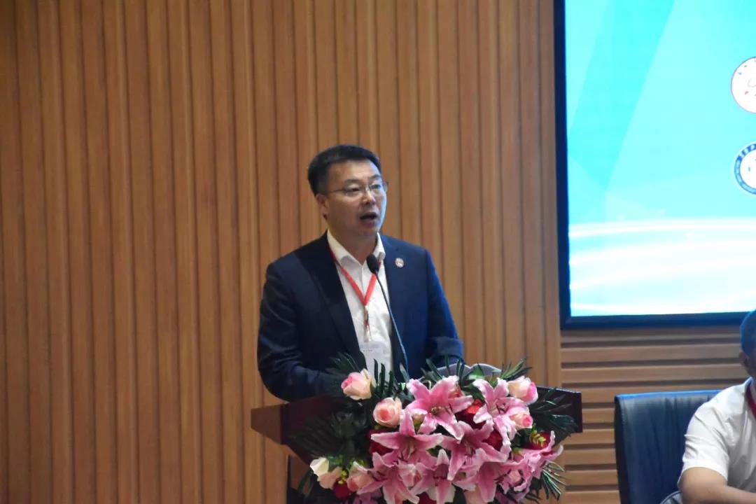 岳的大肥臀让我进