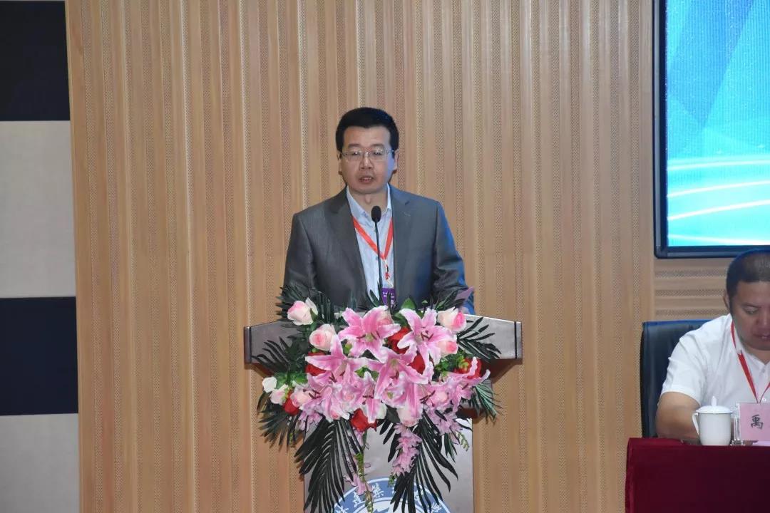 岳的大肥臀让我进