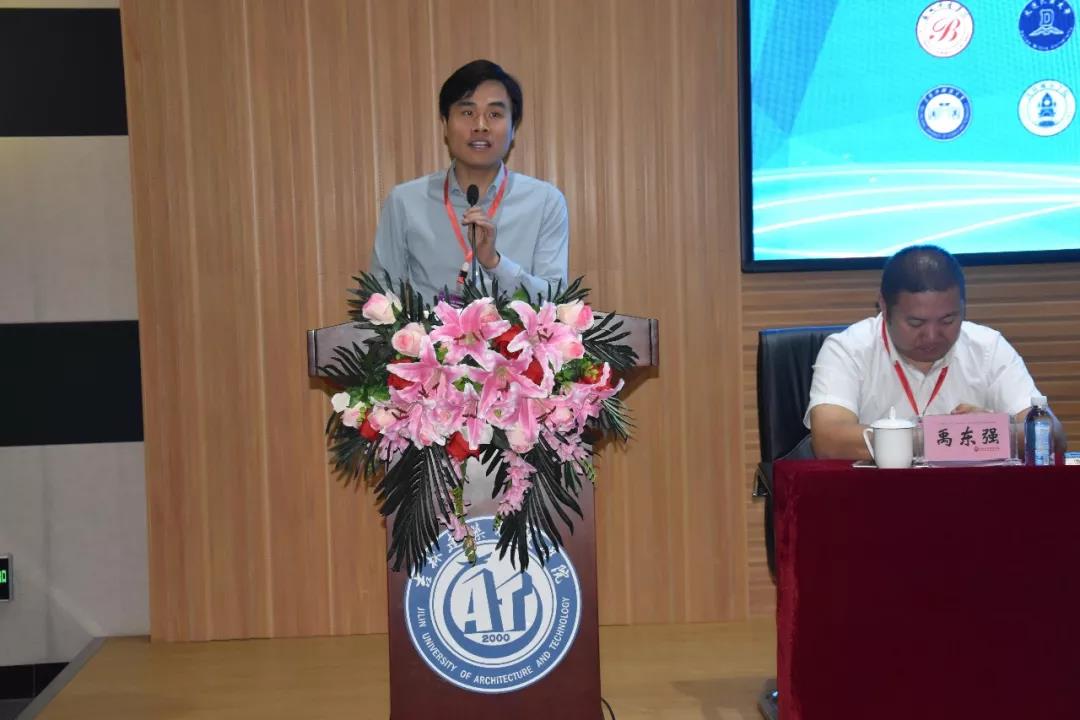 岳的大肥臀让我进