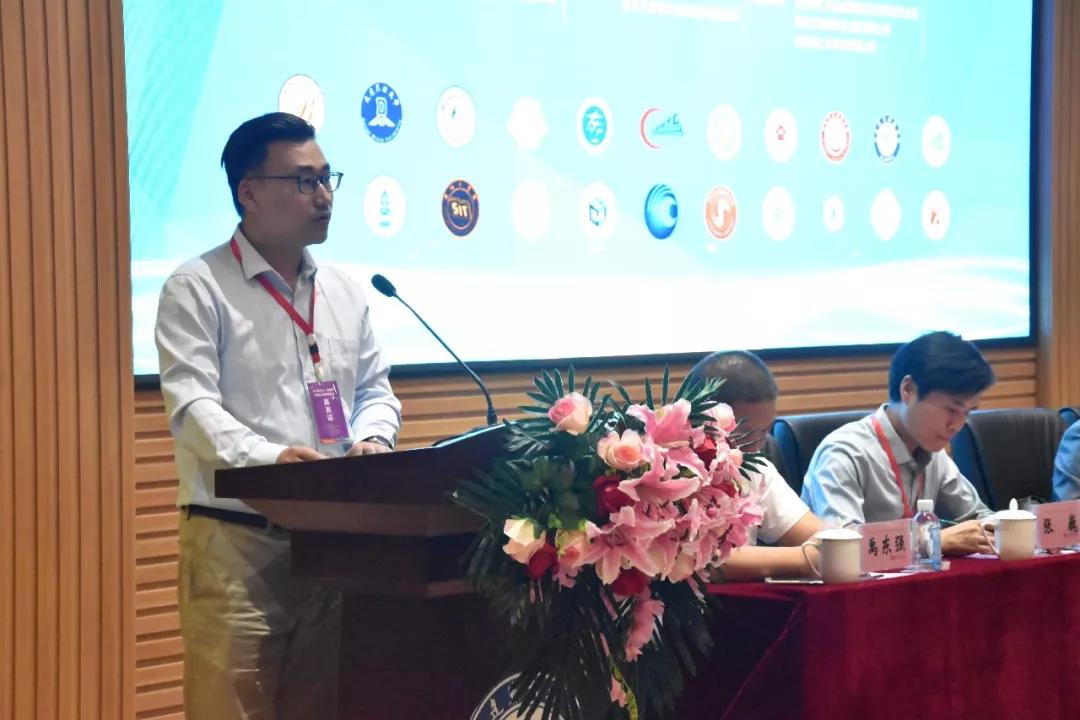 岳的大肥臀让我进