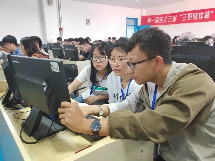 岳的大肥臀让我进