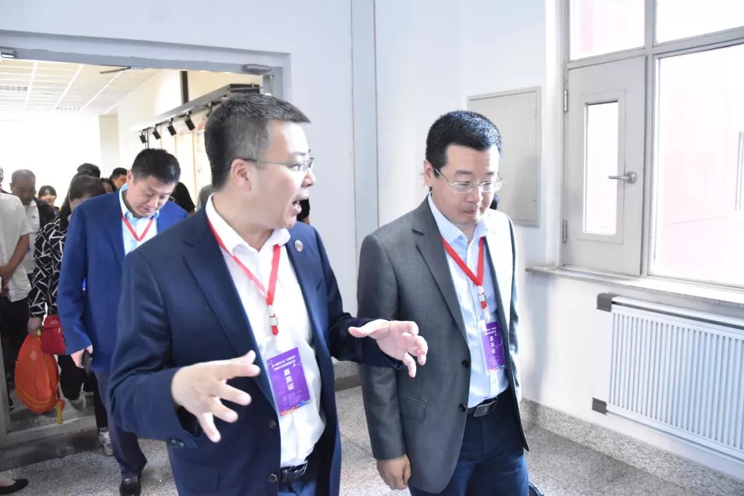 岳的大肥臀让我进