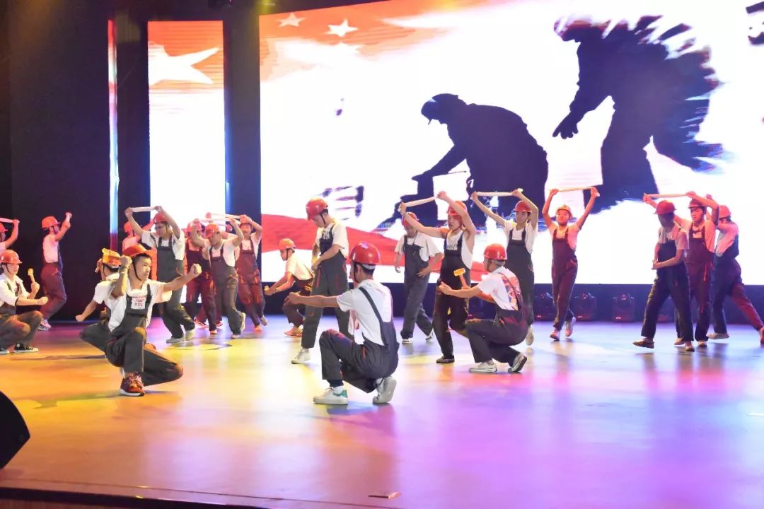 岳的大肥臀让我进