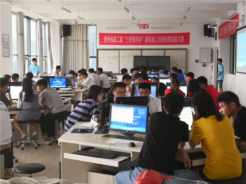 岳的大肥臀让我进