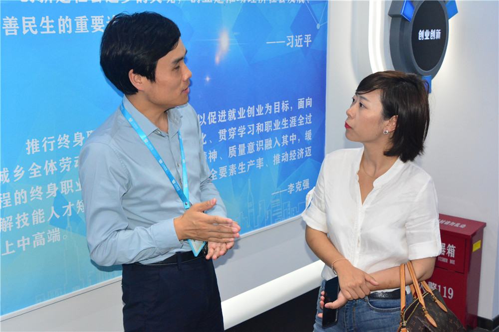 岳的大肥臀让我进