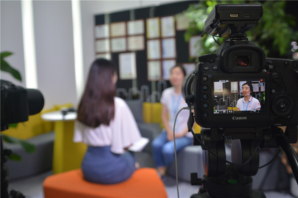 岳的大肥臀让我进